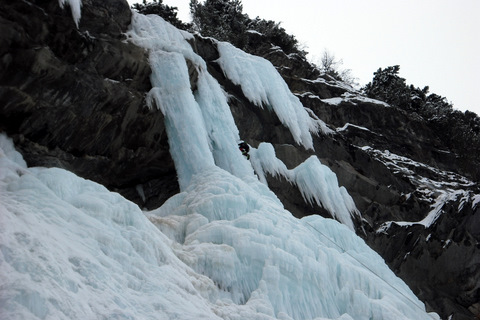 Xosé "maestro del Hielo". Gavarnie: Ice Fall + Fluido + Thanatos.