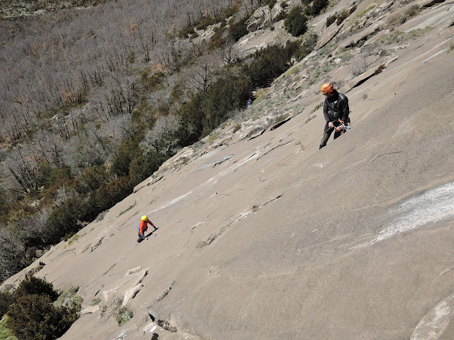 Areneska 120m 6a+/A0 + Coco y Alicates. ARGUIS. Pared de Bones.