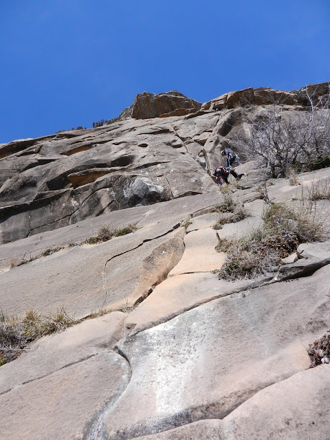 Areneska 120m 6a+/A0 + Coco y Alicates. ARGUIS. Pared de Bones.