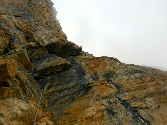 Brujas-Francoespañola, 430m MD+ (6b+/6a oblig.)