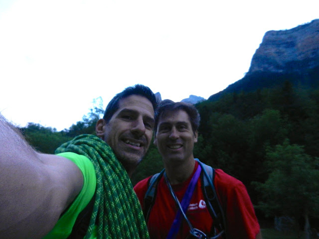 Brujas-Francoespañola, 430m MD+ (6b+/6a oblig.)