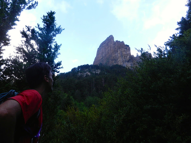 Brujas-Francoespañola, 430m MD+ (6b+/6a oblig.)