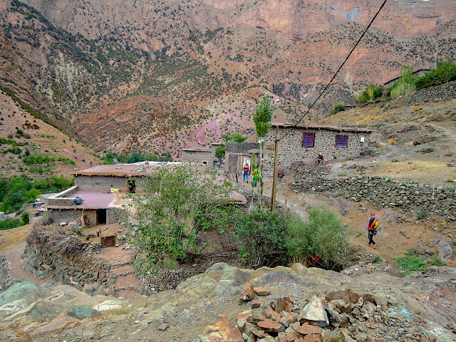 Canyon Apache y La lumiere . Taghia 2 de 5