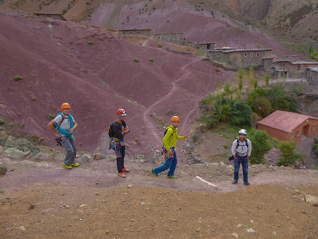 Canyon Apache y La lumiere . Taghia 2 de 5