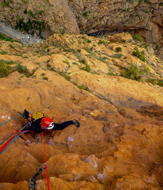 Canyon Apache y La lumiere . Taghia 2 de 5