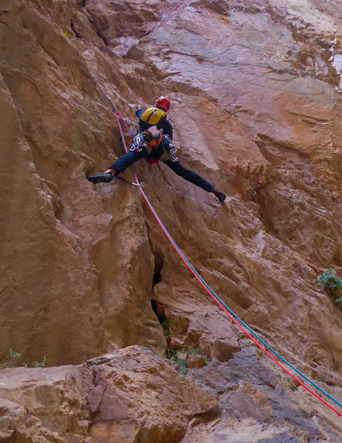 Canyon Apache y La lumiere . Taghia 2 de 5