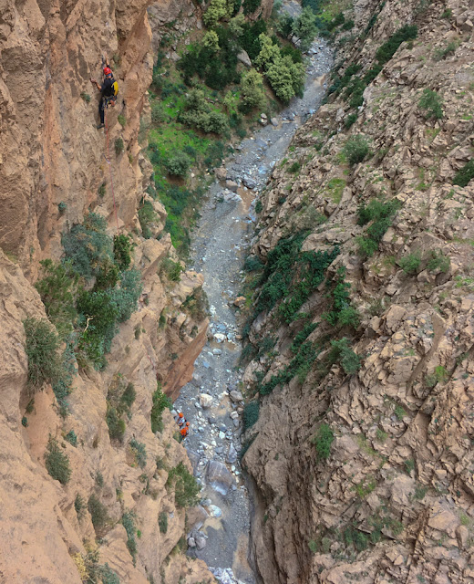 Canyon Apache y La lumiere . Taghia 2 de 5