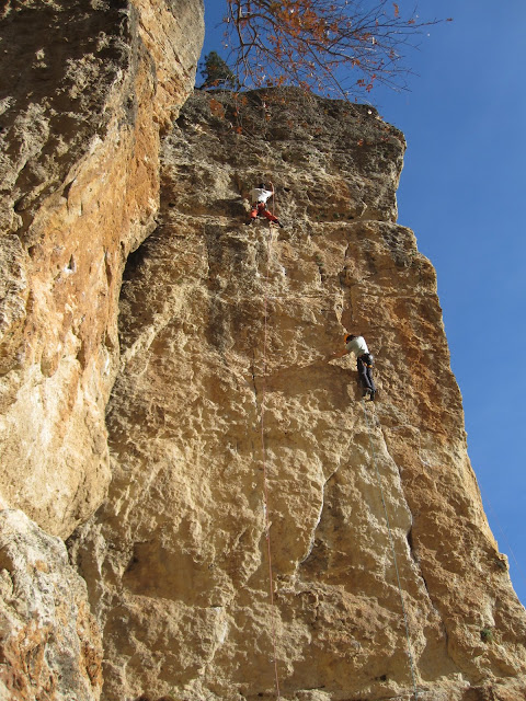 Entrepeñas. Piel Roja 7a y Flechazo 7b