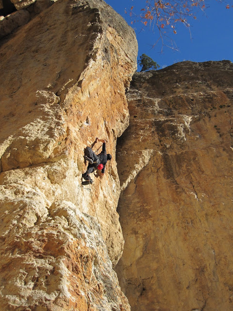 Entrepeñas. Piel Roja 7a y Flechazo 7b