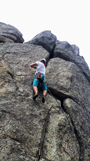 Escalada en las Milaneras. Pedriza Posterior
