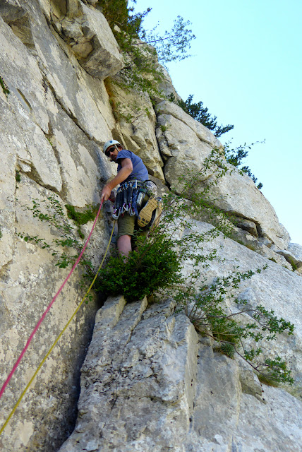 GUTZ 200m 6b/A1 (V+ obl.), Valle de Ansó, Pared del Mirador.