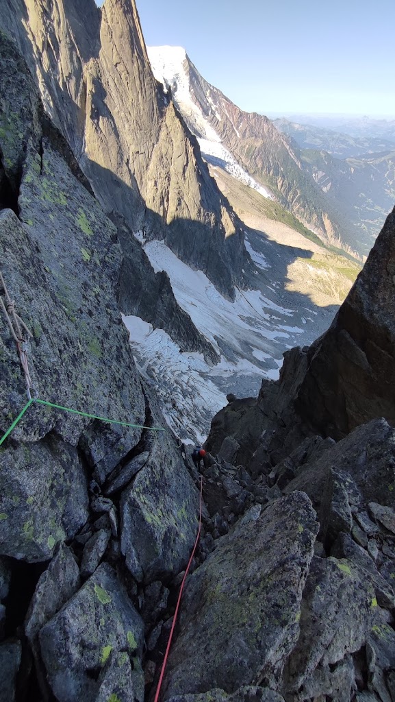 Arista NW a la Aguile de Blatiere, Chamonix.