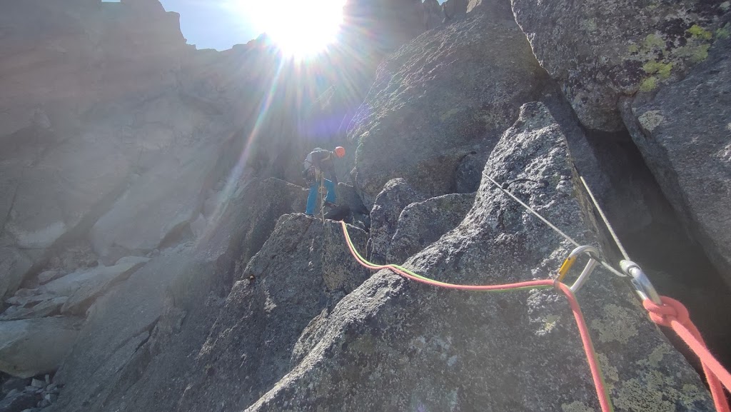 Arista NW a la Aguile de Blatiere, Chamonix.