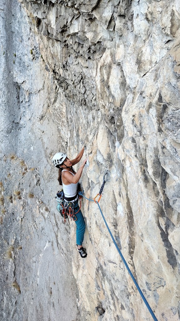 Vía Indiana Jaune (260m 6c/6b obl.) Maladiere, Chamonix.