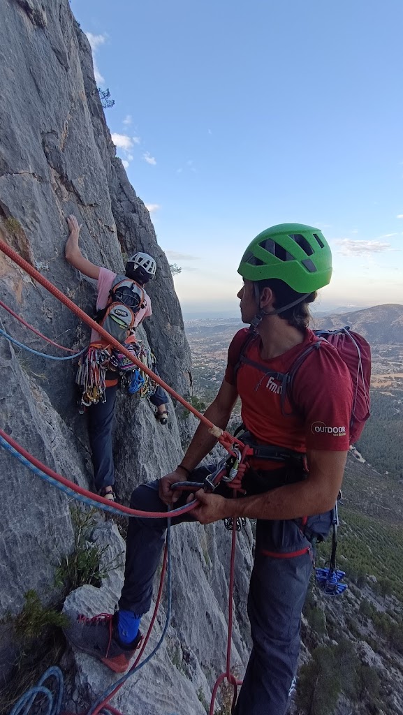 Matar o Morir 7a+ (6c/A2) 550m. Oeste Puig Campana