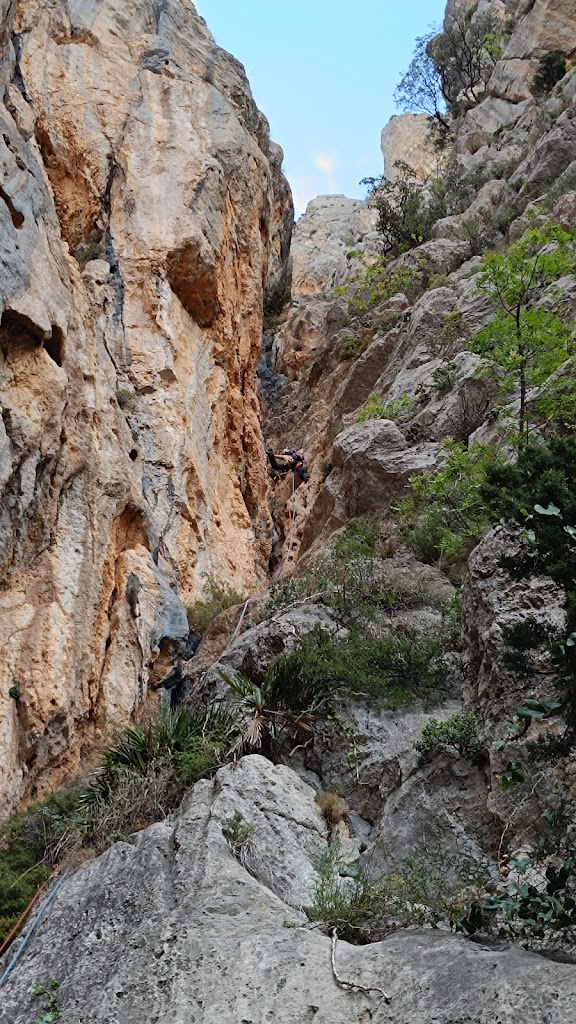 Matar o Morir 7a+ (6c/A2) 550m. Oeste Puig Campana