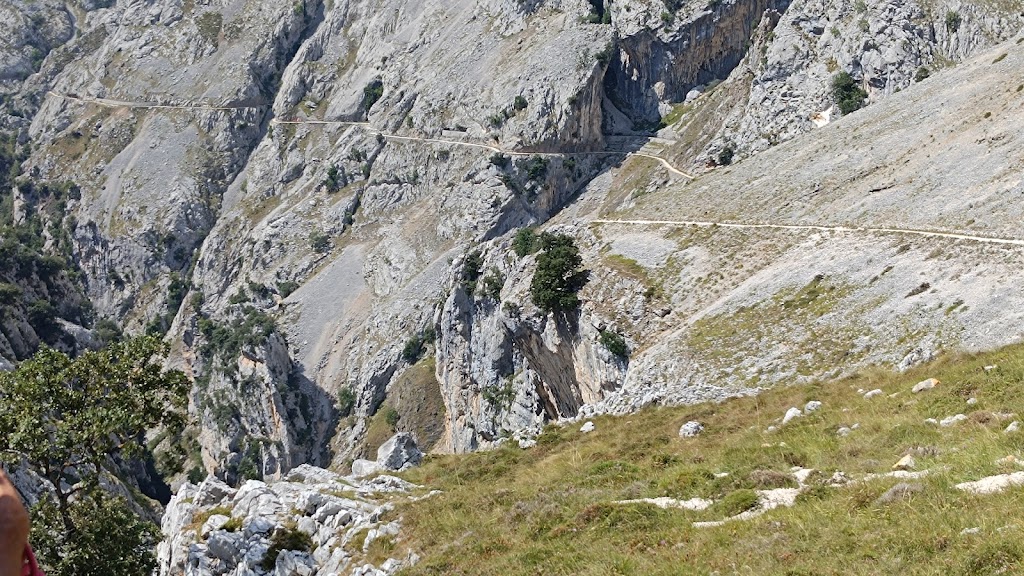 Vía Resilencia, Desfiladero del Cares (160m, 6c)