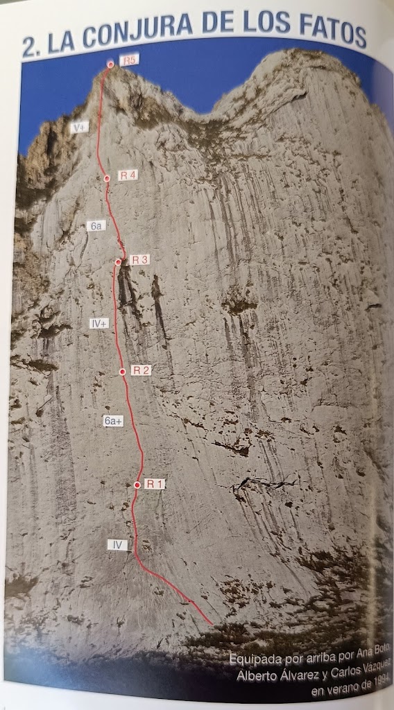 La conjura de los Fatos, Fresnidiello. 250m 6a+
