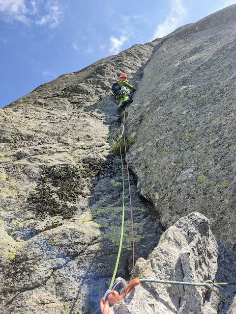 Pan con Membrillo, 250m MD (6a+) Torozo