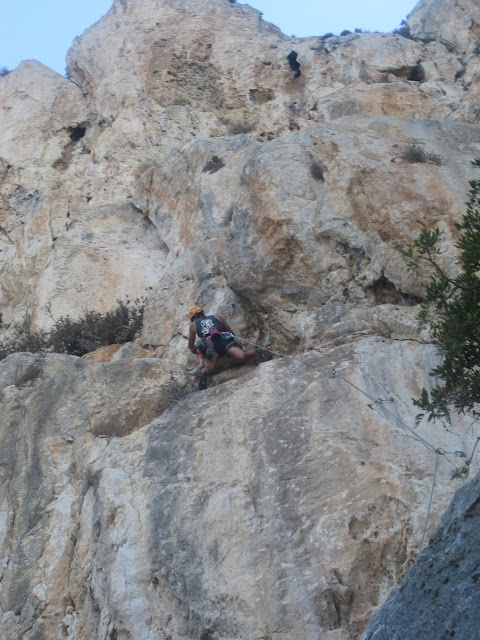Los Miserables, 6c+, 140m. Peñón de Ifach. Calpe