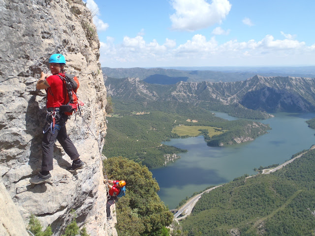 Oliana: Ferrata + Pared Bucólica + Cresta Montrebei