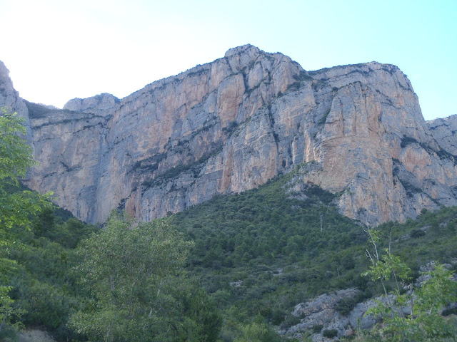 Oliana: Ferrata + Pared Bucólica + Cresta Montrebei