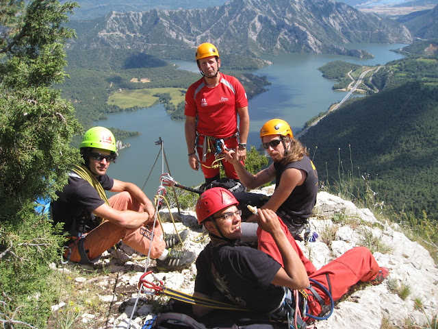 Oliana: Ferrata + Pared Bucólica + Cresta Montrebei