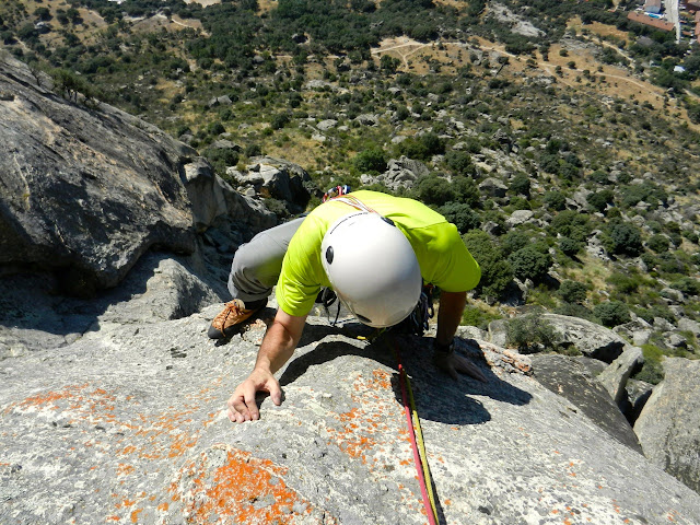 Rivas Acuña + Julito. Guiada al Pico de la Miel