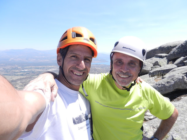 Rivas Acuña + Julito. Guiada al Pico de la Miel