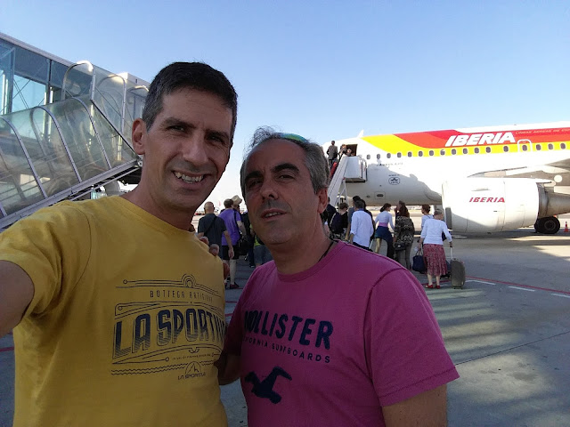 Vía Rebufatt al espolón de los cósmicos, 150m (MD-/6a).